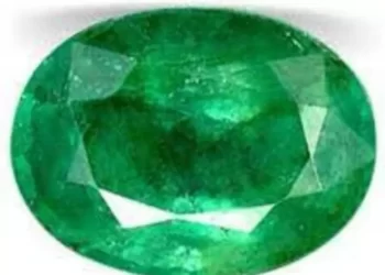 5 Incredible benefits of Panna stone that you need to know