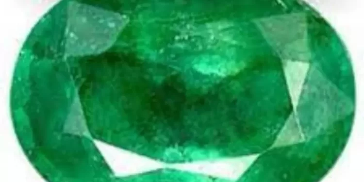 5 Incredible benefits of Panna stone that you need to know