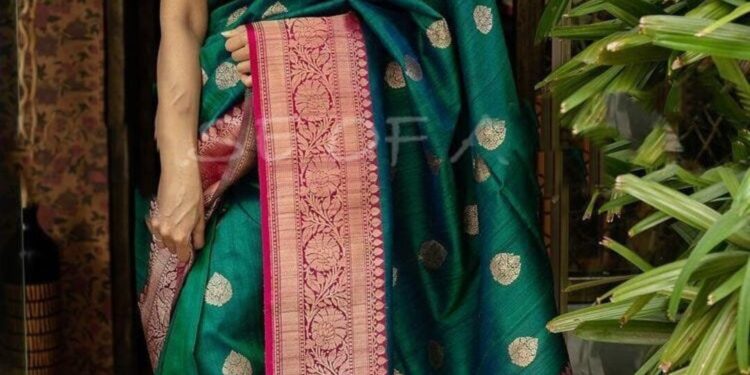 My Bandhani Saree: The Lovely Tie-Dye Art