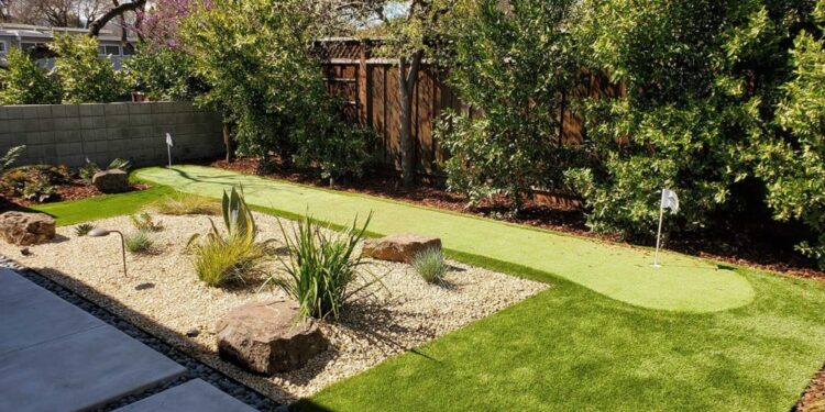 Artificial Grass Home Putting Greens